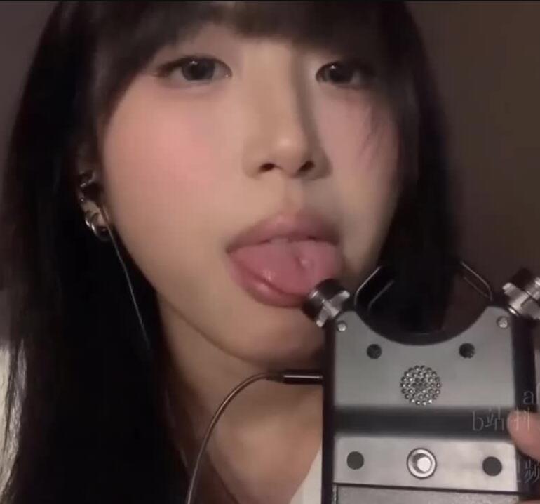 0226134159