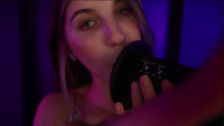 FrivolousFox ASMR – 经典吞耳音乐