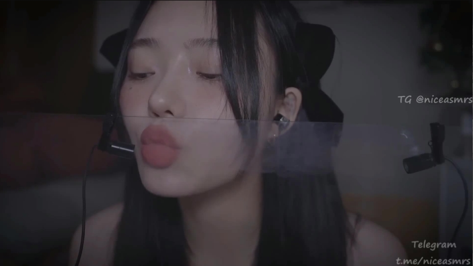 Nareun 最新ASMR福利亲吻玻璃