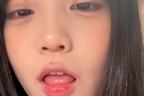槑十三 小也睡不醒 最新ASMR福利 舔屏