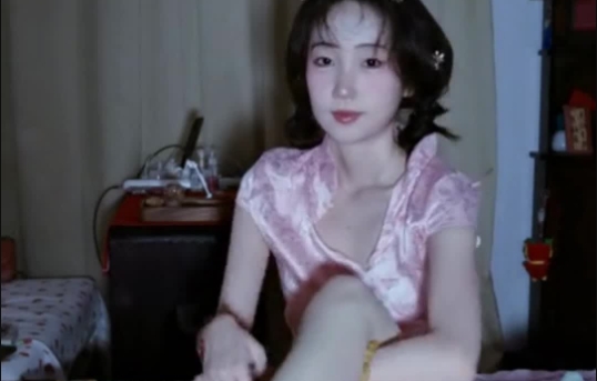 YiDan 六月限定粉色旗袍