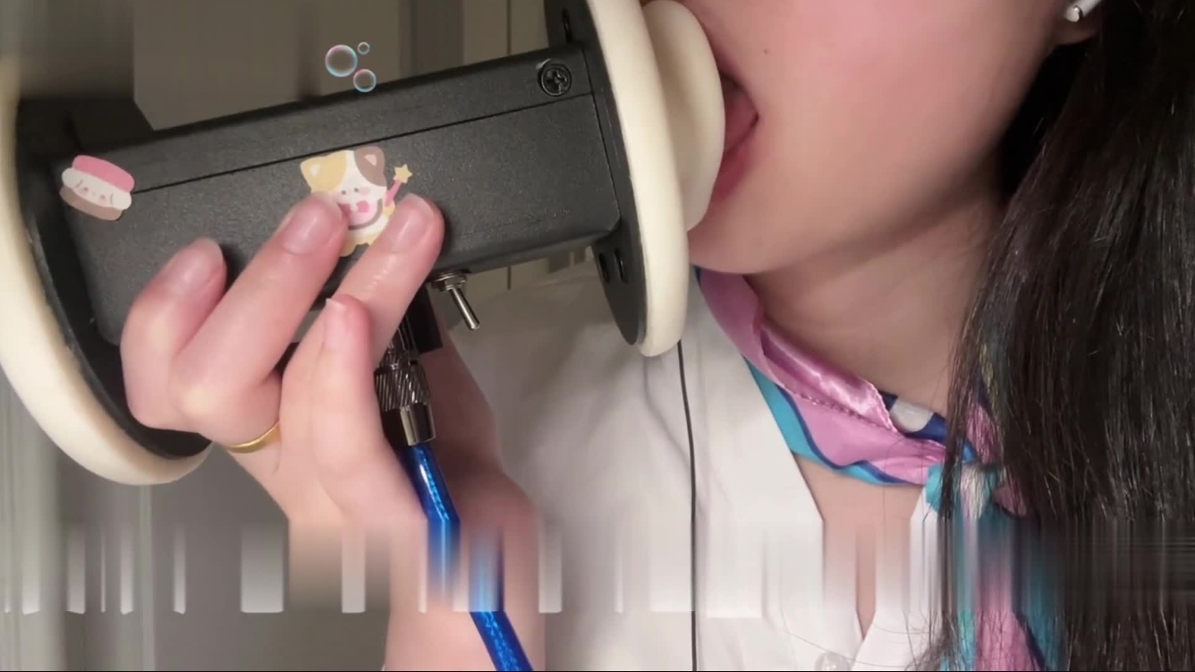 小泡小泡 舔耳舔麦2